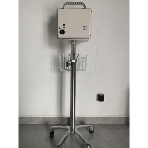 Multi Parameter Patient Monitor with 1 Year Warranty Class II and 37*21*41CM Dimensions for ICU Room