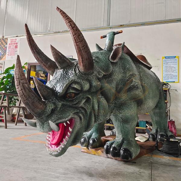 Rinoceronte scooter eléctrico animatrónico paseo en para parques de diversiones 100kg carga