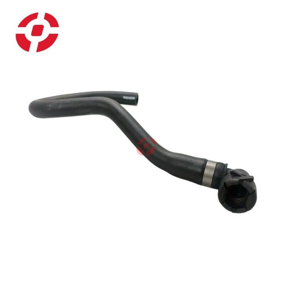 Heat exchanger intake pipe Heater water hose OE 30745323 Radiator hose for VO LVO XC90 Water coolant pipe hose