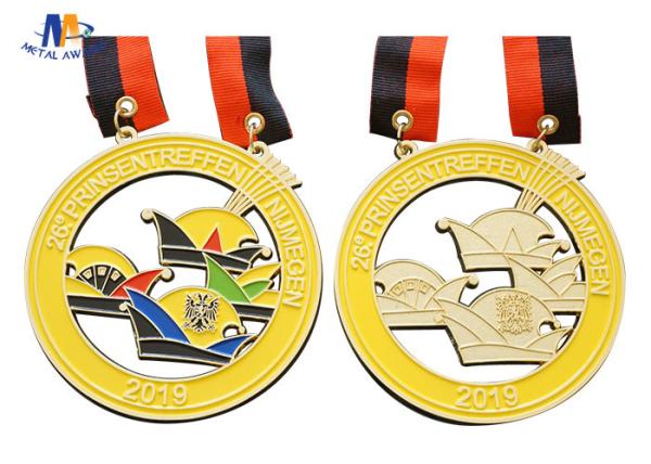 Custom Carnival Bespoke Medals Shiny Brass Plating Soft Enamel With 2 Eyes