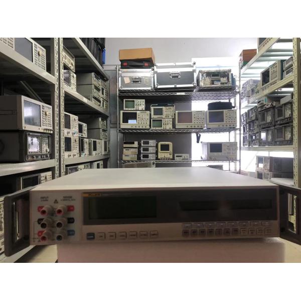 試験されたフルケ校正器 5522A 5730A 8508A 参照マルチメーター