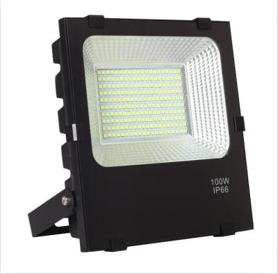 O lúmen alto de abrigo de alumínio dos dispositivos elétricos exteriores da inundação do diodo emissor de luz 100W conduziu a luz de inundação