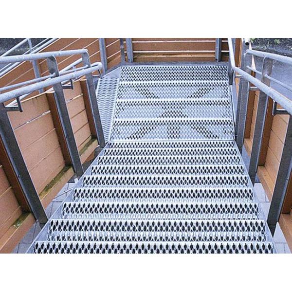 Diamond-Strut Safety Grating With Non-Slip, High Strength, Lightweight
