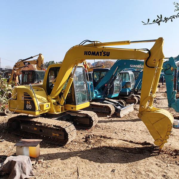 Équipement de déménagement de terre d'occasion japonais Pc60-7 Komatsu Mini
