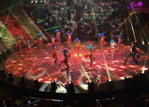 52×52 dots 3840Hz Colorful Led Dance Floor Rental P4.81mm High Refresh
