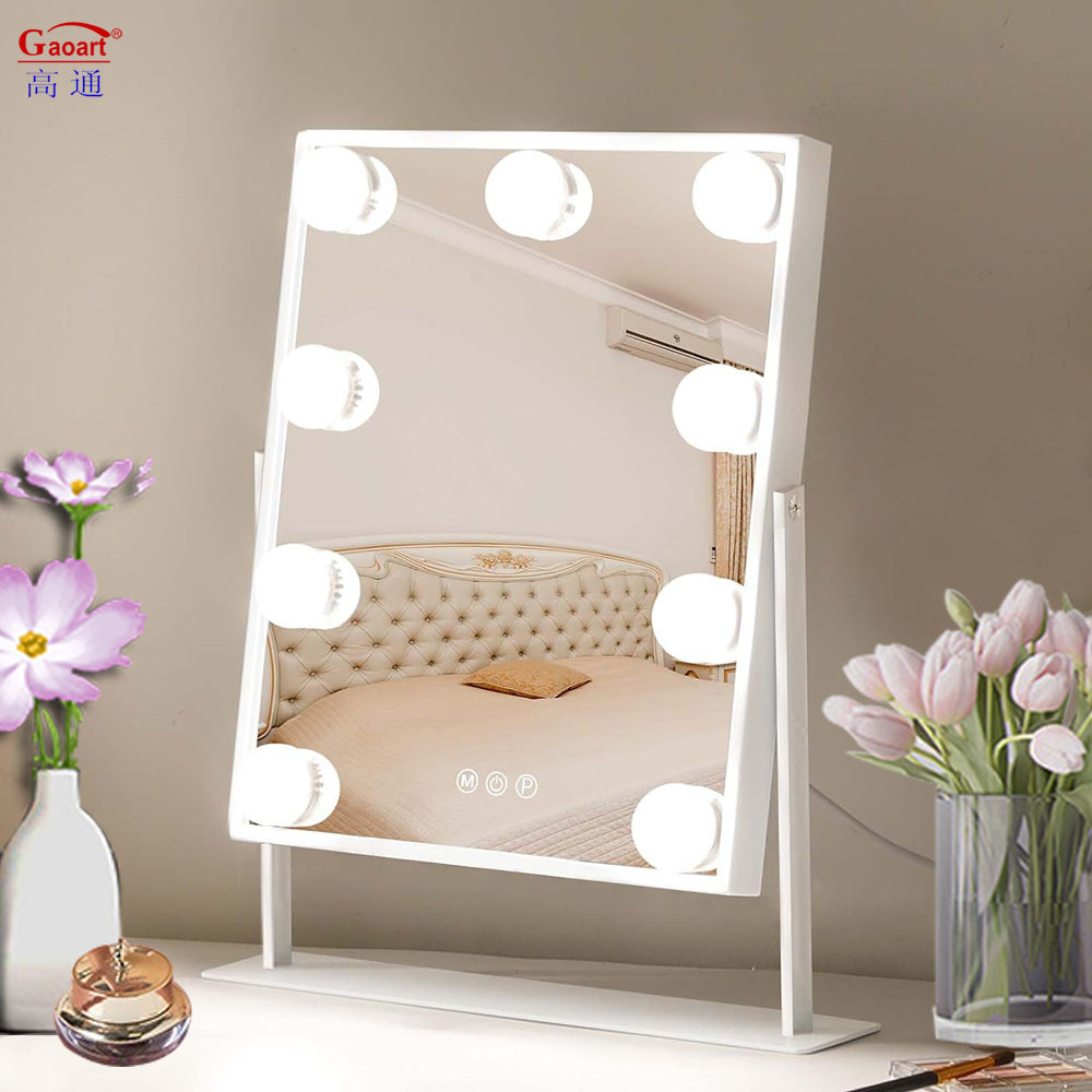 Улучшить Вашу игру тщеславия с Hollywood Mirror B2B Must-Have