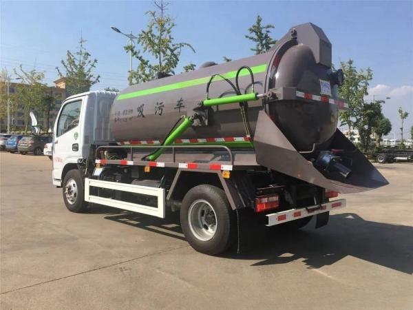 Dongfeng 4X2 Small Waste Water Tank Sewage Suction Truck