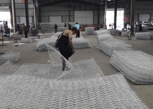 Low Carbon Gabion Wire Mesh , Bridge Protection Iron Wire Mesh Anti Corrosion