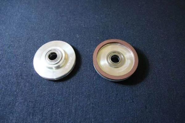 Grinding wheel for BHS corrugator