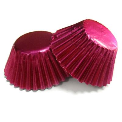 Les emballages décoratifs rouges personnalisés de petit gâteau pour le gâteau de mariages mettent en forme de tasse des décorations