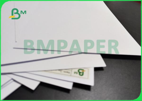 250g 300g Woodfree sem revestimento deslocou o papel para a marca registrada 685 x 990mm da roupa