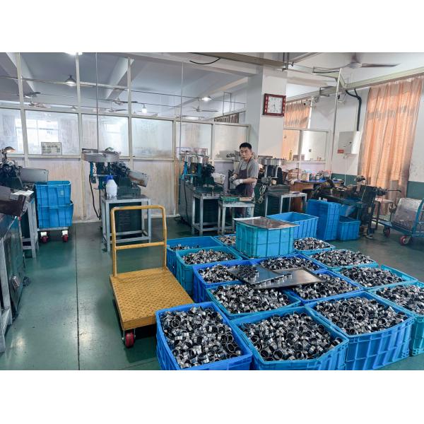 Precise Rear Wheels 6204 Deep Groove Ball Bearing for Smooth Steerin