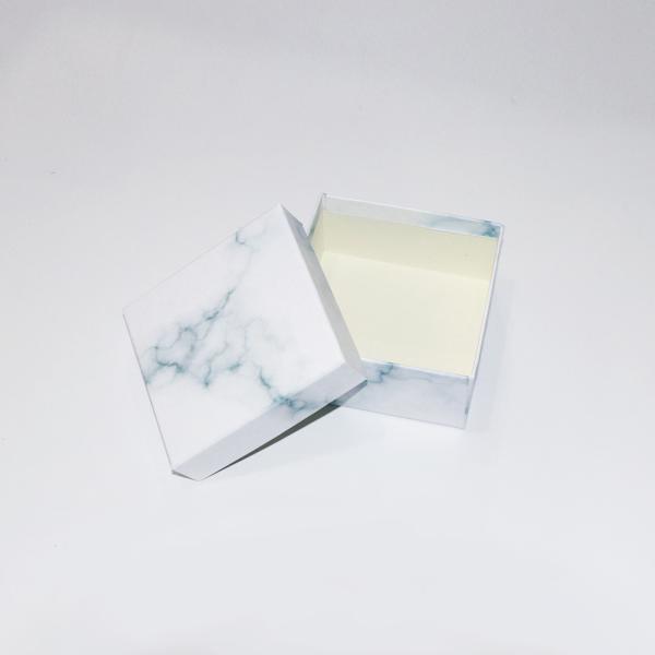 Luxury gift packaging custom White antique Gift box with logo