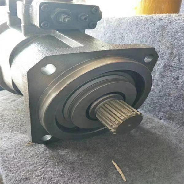 Black ZX330 5G HITACHI Electric Hydraulic Excavator Main Pump YB60000356