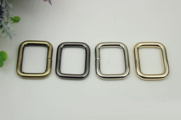 China Wholesale Widely Use Nickle Color Small 13 MM Iron Square Ring Buckle