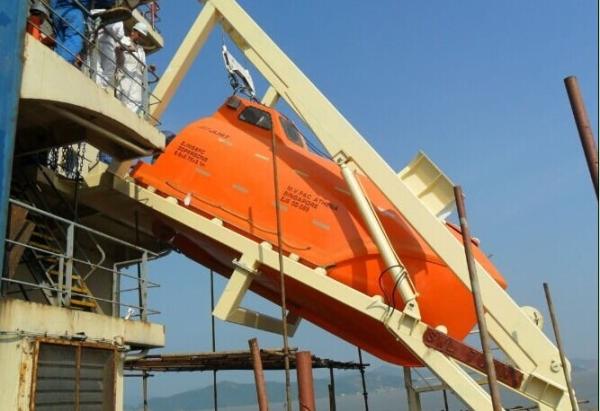 Marine Free Fall fiberglass Lifeboat for sale
