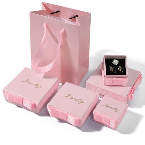 Pink Color Jewelry Gift Box Eco Friendly Hot Stamping Luxury Paper Packaging Box