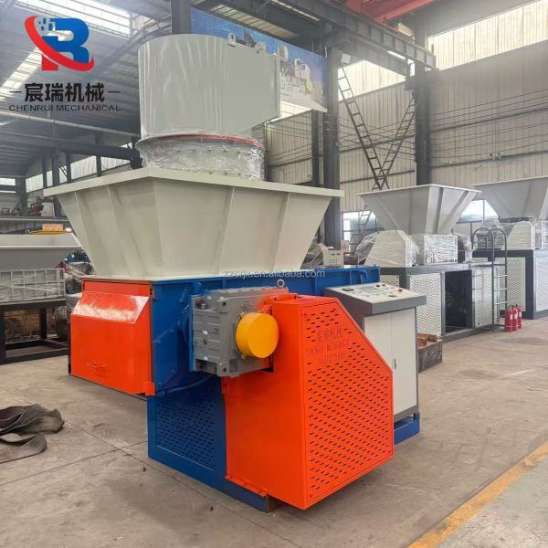 Single-Shaft Shredder High-Efficiency Pulverization of Various Plastic, Wood, and Rubber Scrap Industrial-Grade Equipment