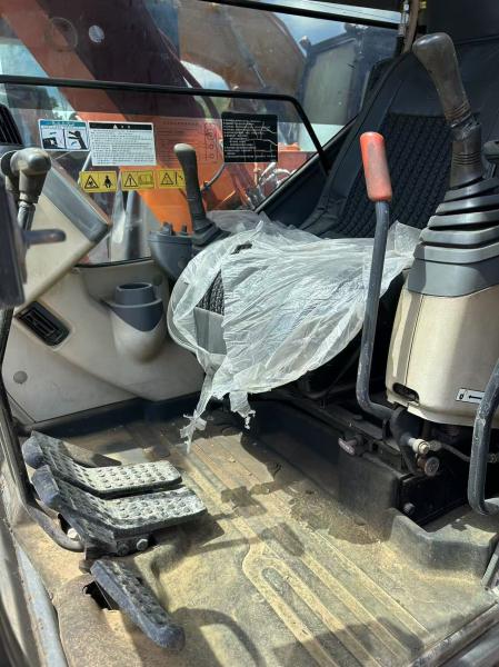 Excavatrice d'occasion HITACHI ZX70 d'origine japonaise de haute qualité - Rentable - Faibles heures de travail