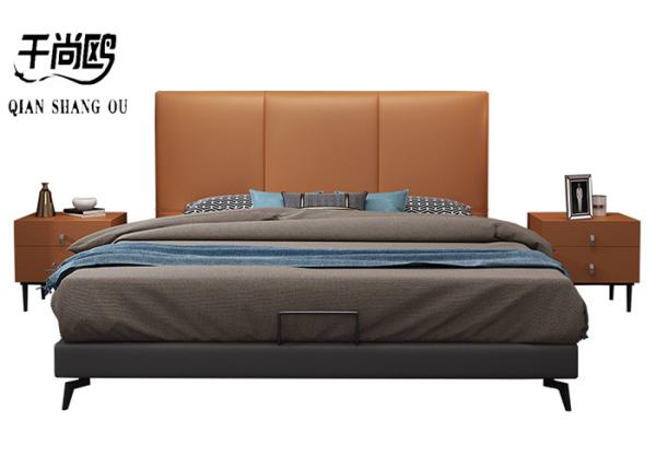 Contrast Color Upholstered Fabric Bed , Cushioned Platform Bed With Pneumatic Storage