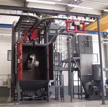S Hook Hangers Automated Grit Blasting Machine , Commercial Sandblasting Equipment
