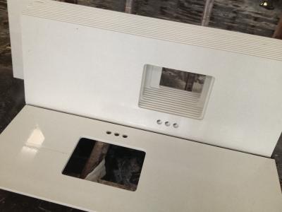 A vaidade artificial do banheiro de quartzo cobre o material seguro amigável de Eco
