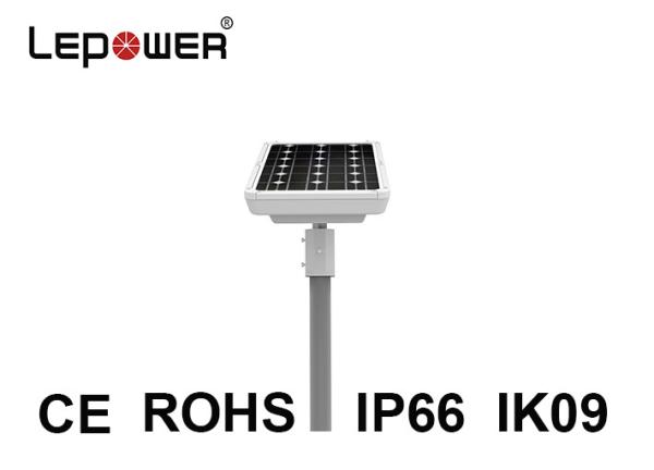 Integrated Solar Outdoor LED Street Lights 60 Watts Controller Reflector Battery Backup