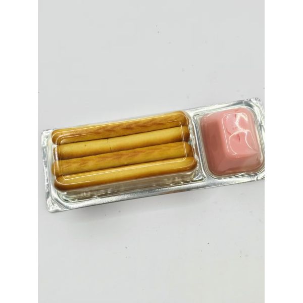 Strawberry Dip Crisps with Real Strawberry Puree and Calcium Enriched Non-GMO Kids Lunch Box Treats