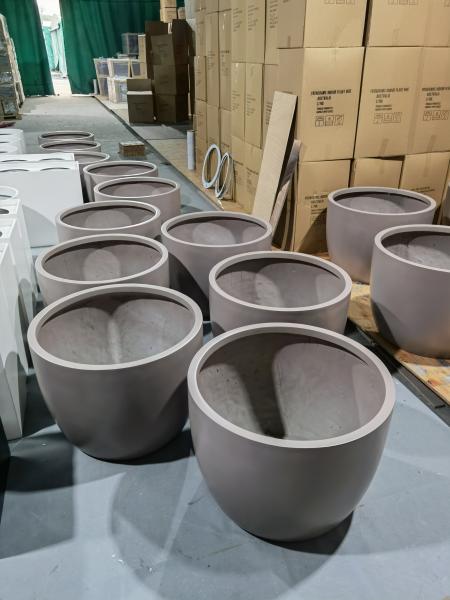 China Wholesale Round Shape Fiberglass Flower Pots GRP Planter Box For Outdoor Indoor Decor