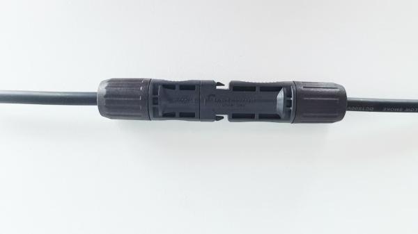 Conector fotovoltaico revestido de cobre e estanho 1500VDC UL Certificado IP65 Classificação IP68