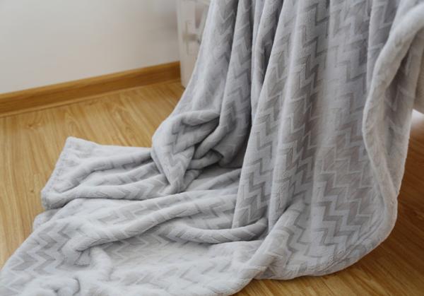 Jacquard Style Adult Plain Flannel Blanket With Twin / Full / Queen / King Size