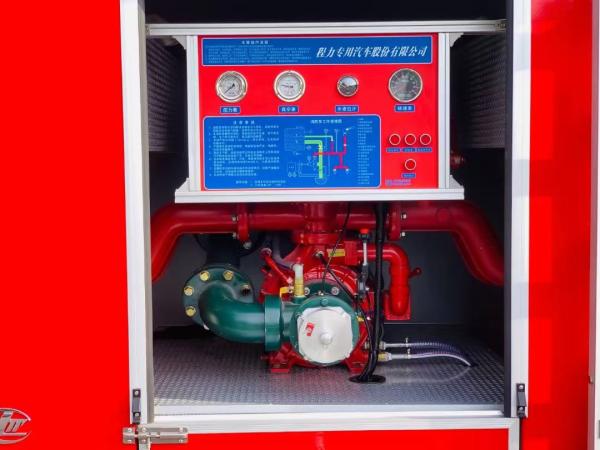 ISUZU 700p 6 Wheeler 190HP Water Tender Rescue Fire Truck
