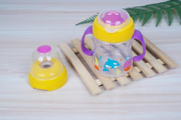 2 em 1 meses livre da sução BPA do bocal 6 copo de Sippy do bebê de 6 onças