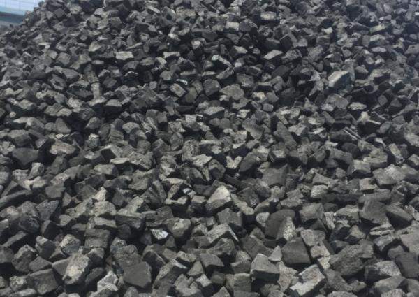 Matière première de coke de fonderie de la chaleur 30600 Kj/Kg pour humidité de fer de moulage la faible