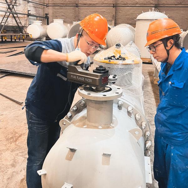 Máquina manual para refrentado de bridas de 14 pulgadas, potente y de alta precisión