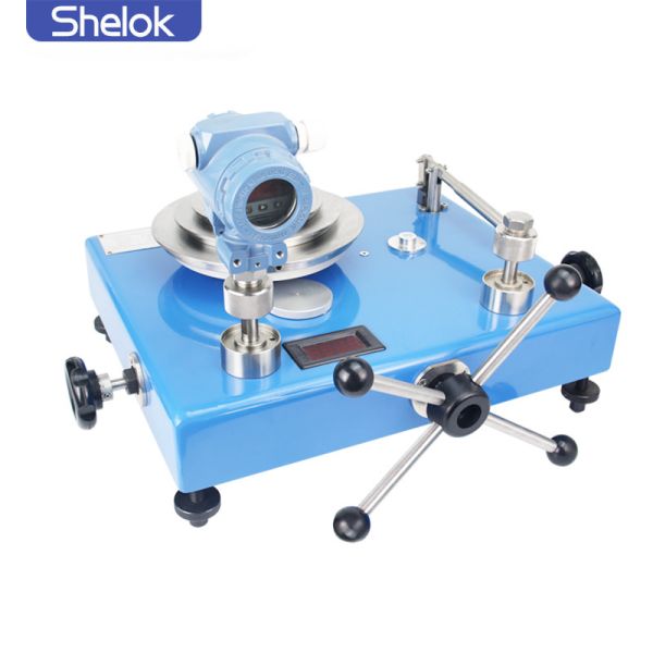 Dead Weight Tester Featuring Durable Tungsten Carbide Core for Precise and Stable Pressure Calibration in Metrology Labs