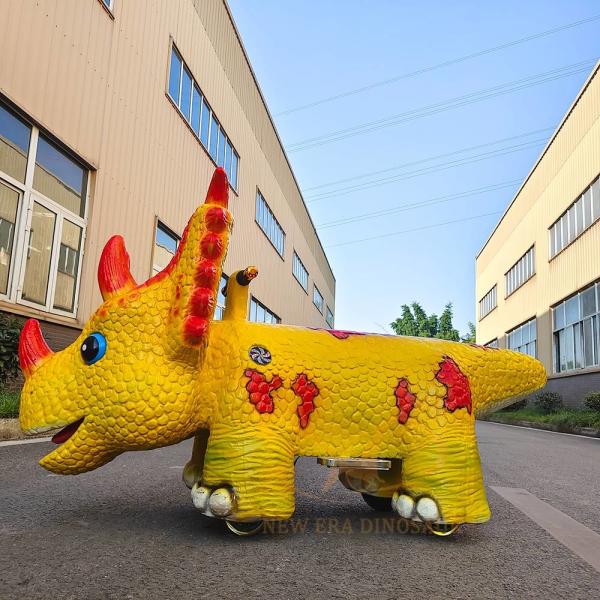 Scooter de dinosaurio animatrónico eléctrico Dino World, carga de 100 kg