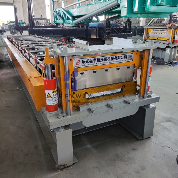 Heavy Duty 430 Standing Seam Metal Roof Machine 600mm Feeding Width 14 Row Molding