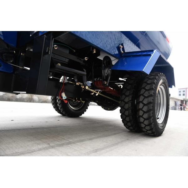 200cc/250cc/300cc Water Cooled Engine Blue Color 1600L Cargo Water Tank Tricycles