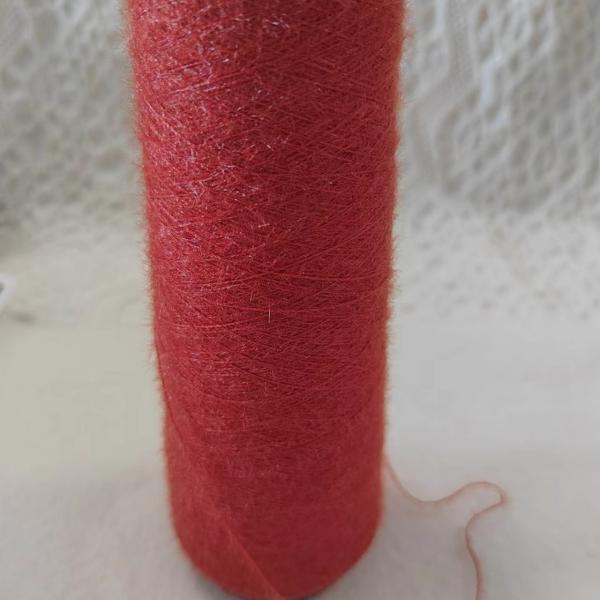Des fils de plumes de nylon à haute qualité de 0,9 cm Nm16 100% pour tricoter des chaussettes, des pulls, des gants