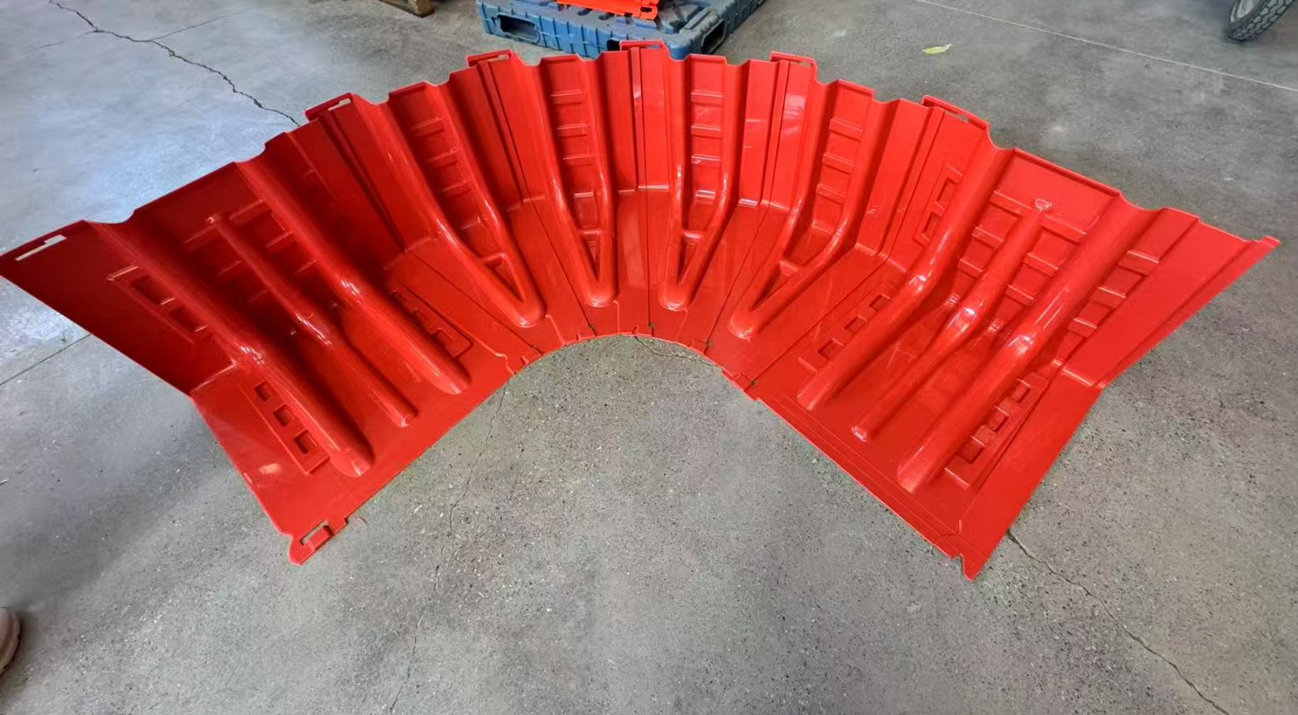 52cm Removable Reusable L-Shaped ABS Plastic Flood Barrier Water Baffle