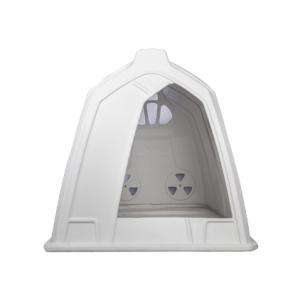 Rectangular Polyethylene Dairy Calf Hutches Weatherproof and Insulated in White Color
