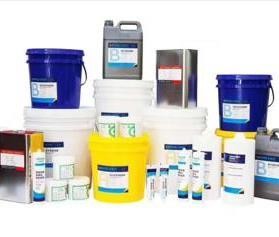 Aplicação precisa de adesivos com máquina automática de distribuição de cola de 6000 x 1200 x 1500 mm