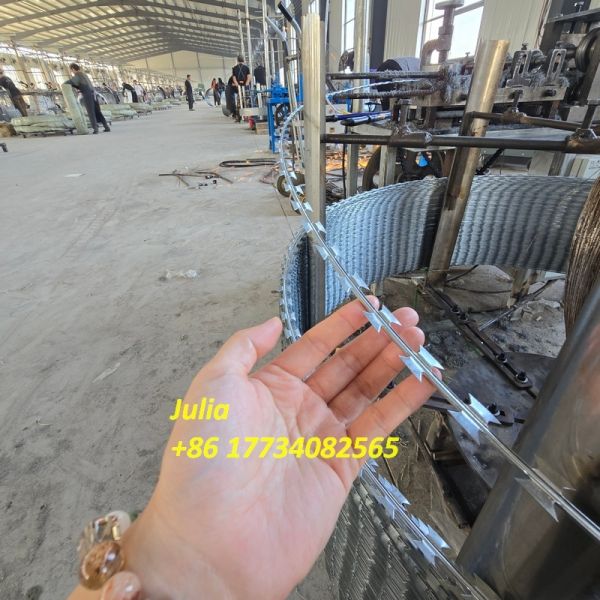 Durable Razor Barbed Wire Featuring Corrosion Resistant Galvanized Steel Blades for Military and Industrial Fencing