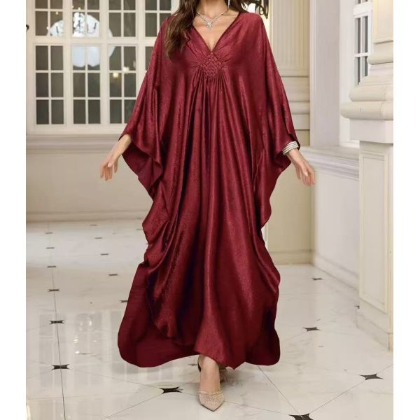 Plus Size Women's Fashion Printed Back Slit Long Dress, European and American Style V-Neck Pleated Dress, Fashionable Vacation Style Long Dress