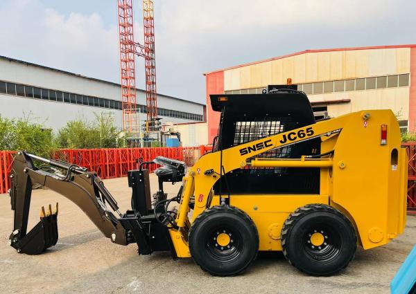 500 kg 700 kg 850 kg 1050 kg Mini-Skid Steer Breaker Loader para máquinas de movimentação de terra