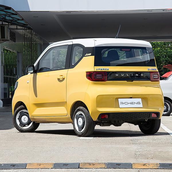20KW 27Ps Wuling Hongguang Mini EV 100Km/H Left Hand Drive