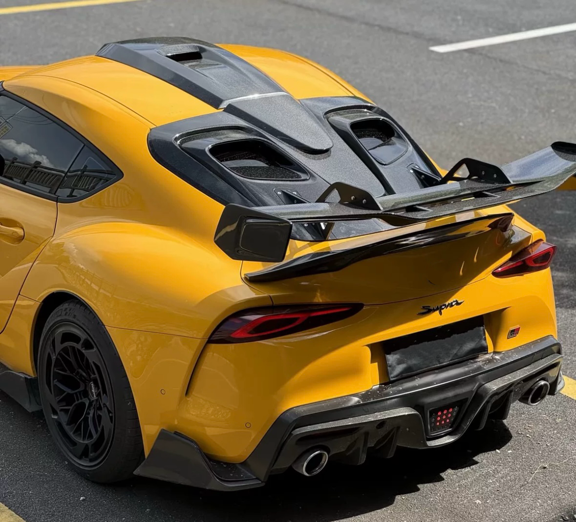 Black Tesla S Body Kit Carbon Fiber Engine Cover Hood Customized