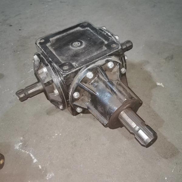 Gearbox H500100-6S With Six Spline Input For Bush Hog And Topper Mower,100hp Gearbox 1:1 ratio For Tractor Lawn Mower
