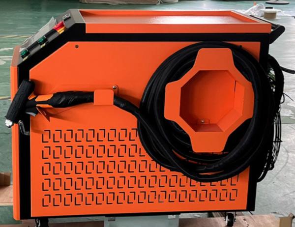2000W Handheld Laser Rust Removal Equipment with Water Cooling